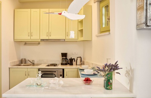 Tripotamos House | Crossroads Inn