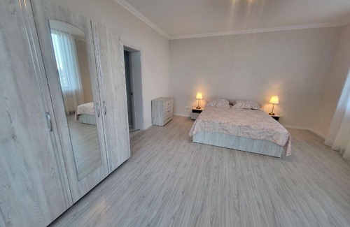 Chisinau Apartment | Crown Plaza Park Luxury Apartment