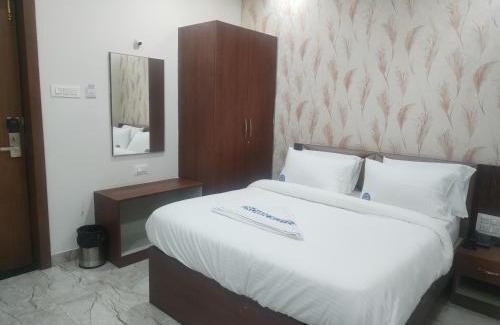 Dharwad Hotel | Crown Suites