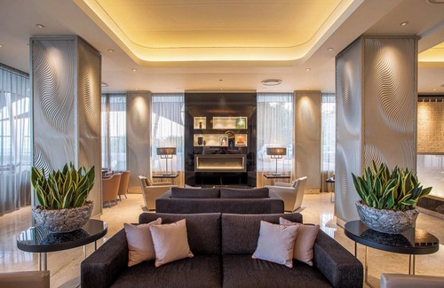 Agios Athanasios Hotel | Crowne Plaza Limassol by IHG