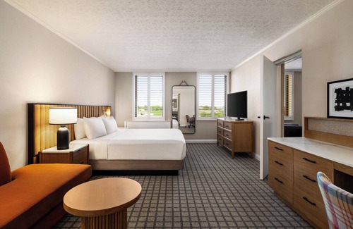 Fairgrounds Hotel | Crowne Plaza Louisville Airport Expo Ctr by IHG