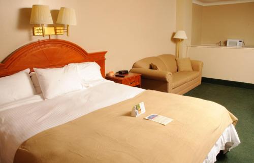 Saint John Hotel | Crowne Plaza Saint John Harbour View by IHG