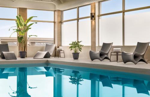 Saint John Hotel | Crowne Plaza Saint John Harbour View by IHG