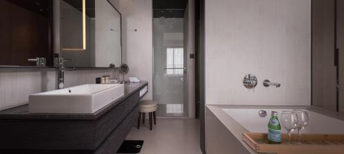 Anping Hotel | Crowne Plaza Tainan by IHG