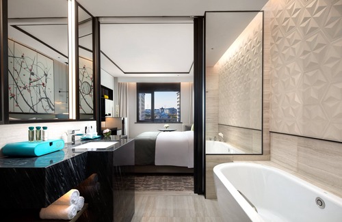 Tongxiang Hotel | Crowne Plaza Wuzhen by IHG