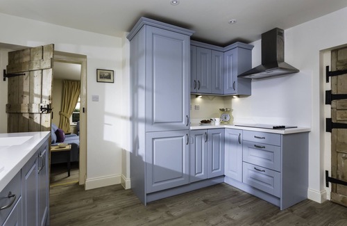 Pattiswick Cottage | Crows Hall - a beautiful house in Colchester sleeping 4 guests