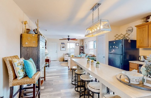 Crystal Beach House | Crystal Beach 3BR | Comfortable Home w/Patio, Short Drive to Beach