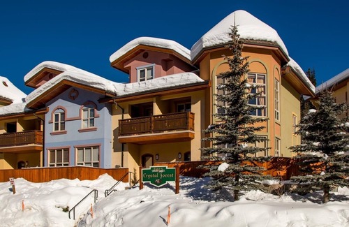 Sun Peaks House | Crystal Forest #04
