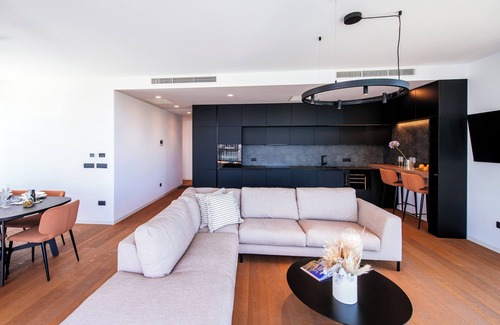 Sukosan Apartment | Crystal Holiday Residence II