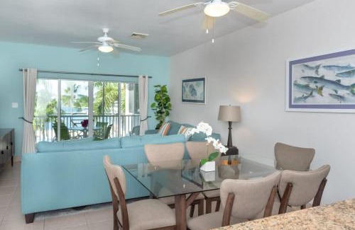 Rum Point House | Crystal Kai Condo