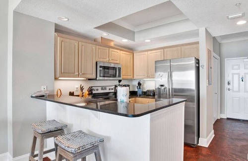 Gulf Shores Apartment | Crystal Shores 603, Gulf Front