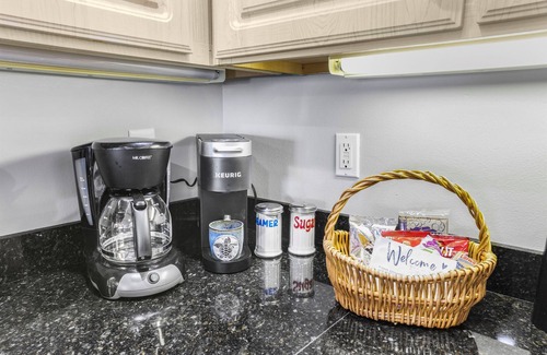 Gulf Shores Apartment | Crystal Shores 603, Gulf Front
