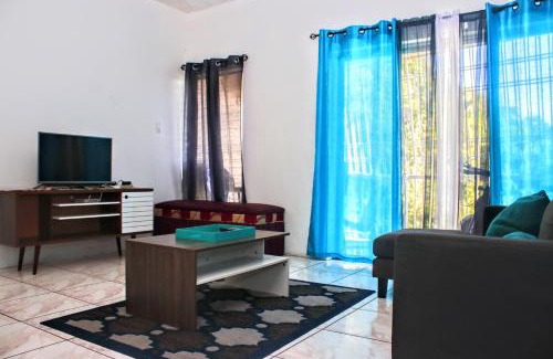 Beverly Hills Apartment | Crystoural Apartment Liguanea Sovereign Apt - 2 Bedrooms, 3 Beds, Host 4 Guest- Kingston!