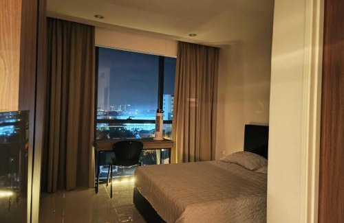 Batu Lintang Apartment | CS Homestay at Kozi Square Kuching