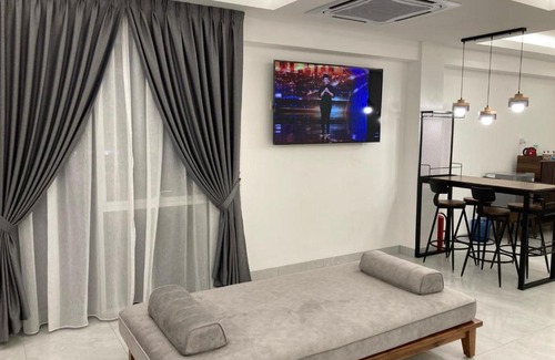 Kampung Tebat Kening House | CS Junction Point - Family Deluxe Room FDR