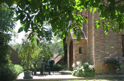 Velemer House | Cserépmadár szállás és Csinyálóház