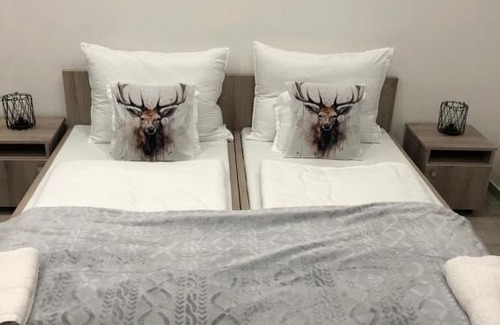 Nyiradony House | Csodaszarvas Vendégház Nyíradony