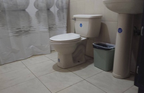 Las Tablas House | Cuartos independientes con baño privado