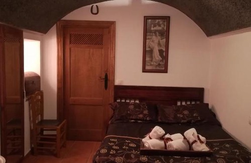 Benamaurel House | Cueva El Murallon