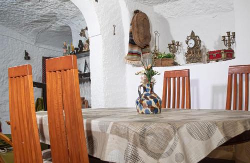 Gorafe House | Cueva Navarro