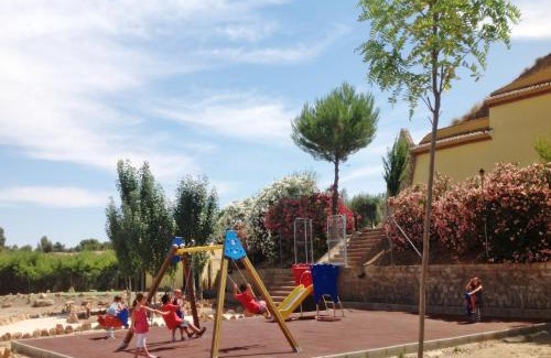 Benalua de Guadix Apartment | Cuevas La Granja