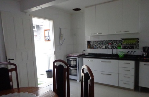 Sao Braz House | CURITIBA-HOUSE WITH GARAGE, IN GATE CONDOMINIUM.