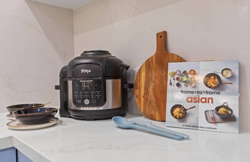 Kewarra Beach House | Curlews Nest - Pool BBQ and Beach