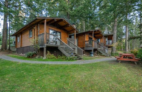 Salt Spring Island Resort | Cusheon Lake Resort