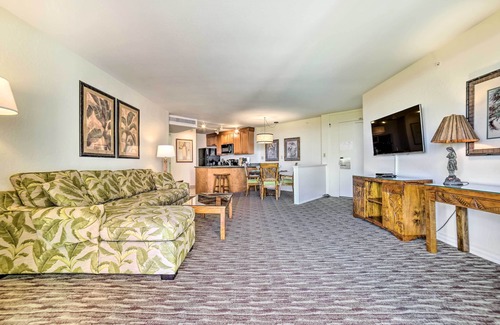 Honokowai Apartment | Cute Beachfront Condo w/Lanai & Resort Pools