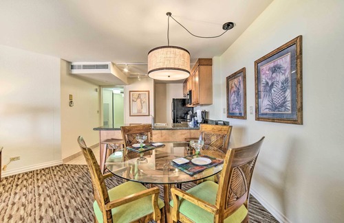 Honokowai Apartment | Cute Beachfront Condo w/Lanai & Resort Pools