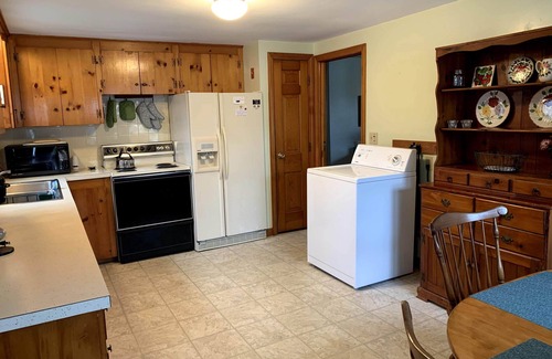Harwich Port Cottage | Cute Cottage Near Harwich Port Center (2235)