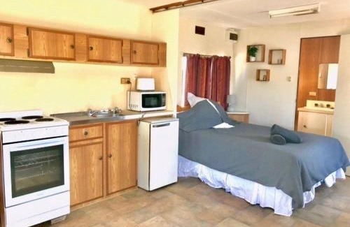 Hay House | Cute Private Studio Flat with AIRCON!