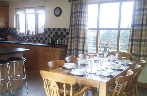 Newtown Cottage | Cwm Corn Barn - HW7662