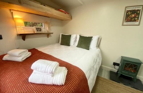 Acrefair Cabin | Cwt Ceiriog