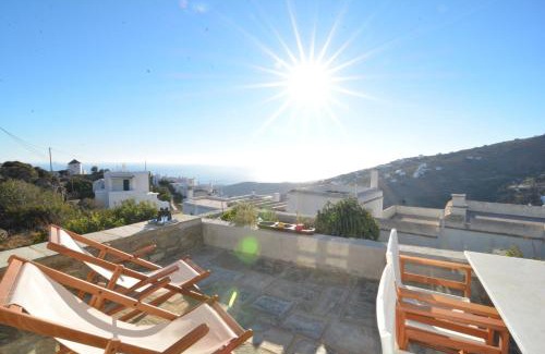 Tinos Town Villa | Cycladic Fos - Entire SeaView 2BR Villa by TinosHost