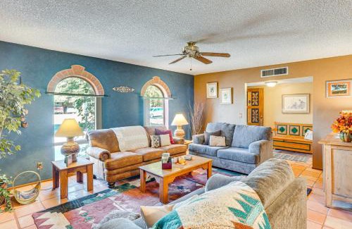 Tucson House | Cyclists Haven Southwestern-Style Home in Tucson