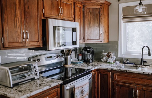 Olds House | Cypress-3BR|Hottub|PetFriendly