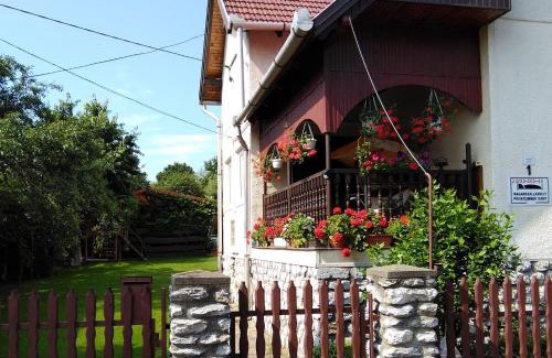 Szilvasvarad House | Czakó Vendégház és Nyaralóudvar