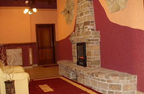 Bekes Hotel | Dübögő Szálloda Étterem és Esküvőház