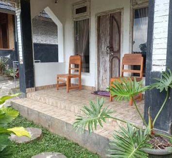 Tetebatu House | D'Bulan bungalows and kafe