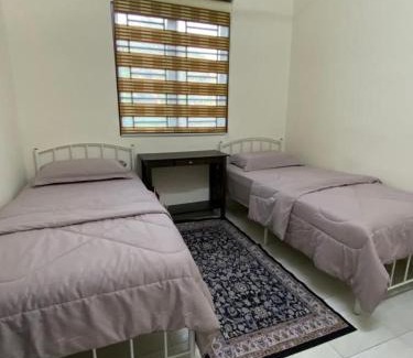 Pulau Indah House | D`Cycas Homestay Pulau Indah