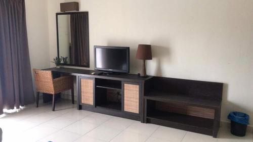 Endah Apartment | D'Faqih Studio @ Gold Coast Morib