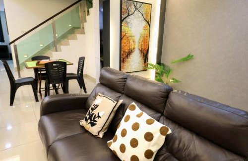 Batu Pahat Villa | D' Garden 豪华民宿 Batu Pahat