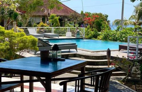 Mushroom Bay House | D mas huts lembongan