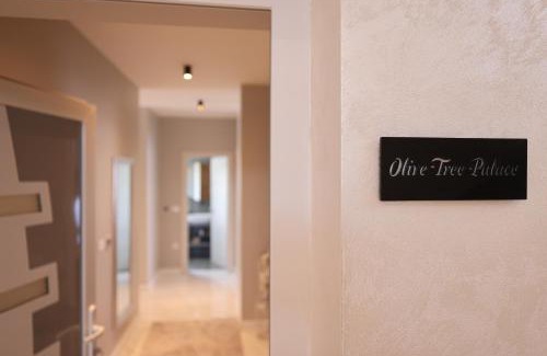 Zemunik Donji Apartment | D-Palace Apartments-Olive tree