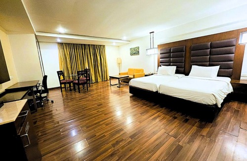 Nellore Hotel | D.R Utthama Nellore AM Hotel Kollection