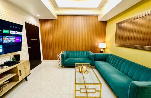 South Triangle Apartment | D2 of 2: 53-Sqm 1-Bedroom Condo