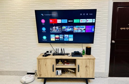 South Triangle Apartment | D2 of 2: 53-Sqm 1-Bedroom Condo