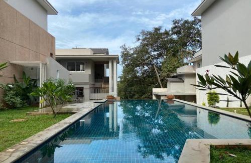Verem Apartment | Da Alohas 2BHK Luxury Private Pool Penthouse Suite