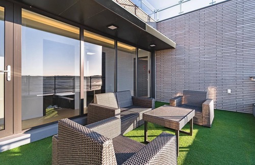 Ansan House | Daebudo Atiko Dokchae Pool Villa